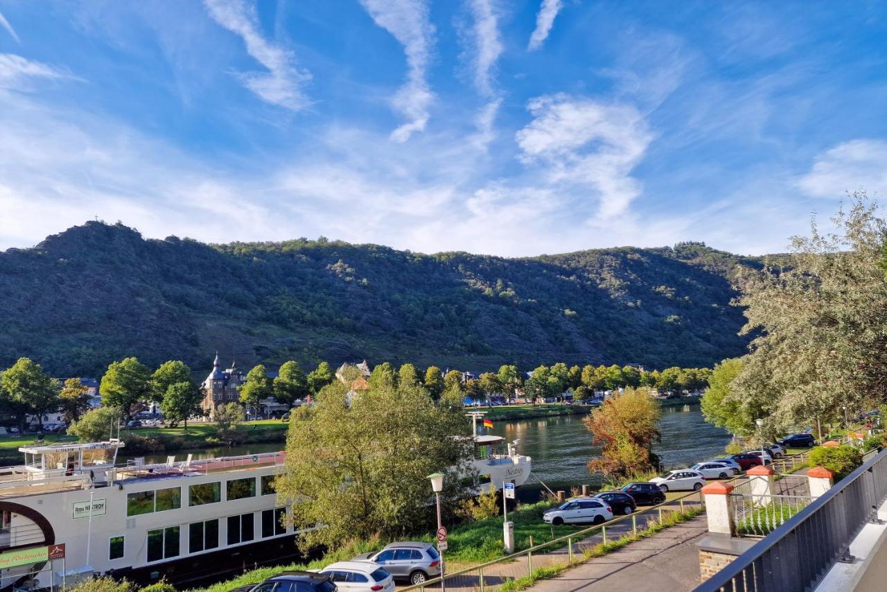 Lejlighed Vivamosel: Mit Mosel & Burgblick - Balkon - Parken - Aufzug - Fahrradraum